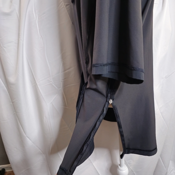 NAMB Under Armour Short-Sleeve Windbreaker XL shirt FItted style - Picture 13 of 13